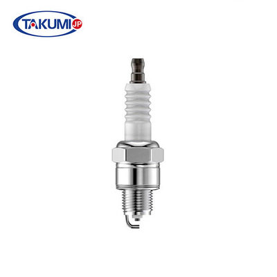 شمعات الإشعال الأوتوماتيكي Denso Q20R-U و NGK BCPR6ES / BCPR6ES11