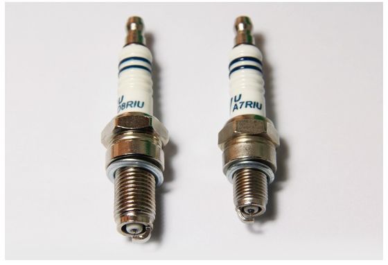 شهادة ILTR6A13G Ngk Laser Iridium Spark Plug TS 16949